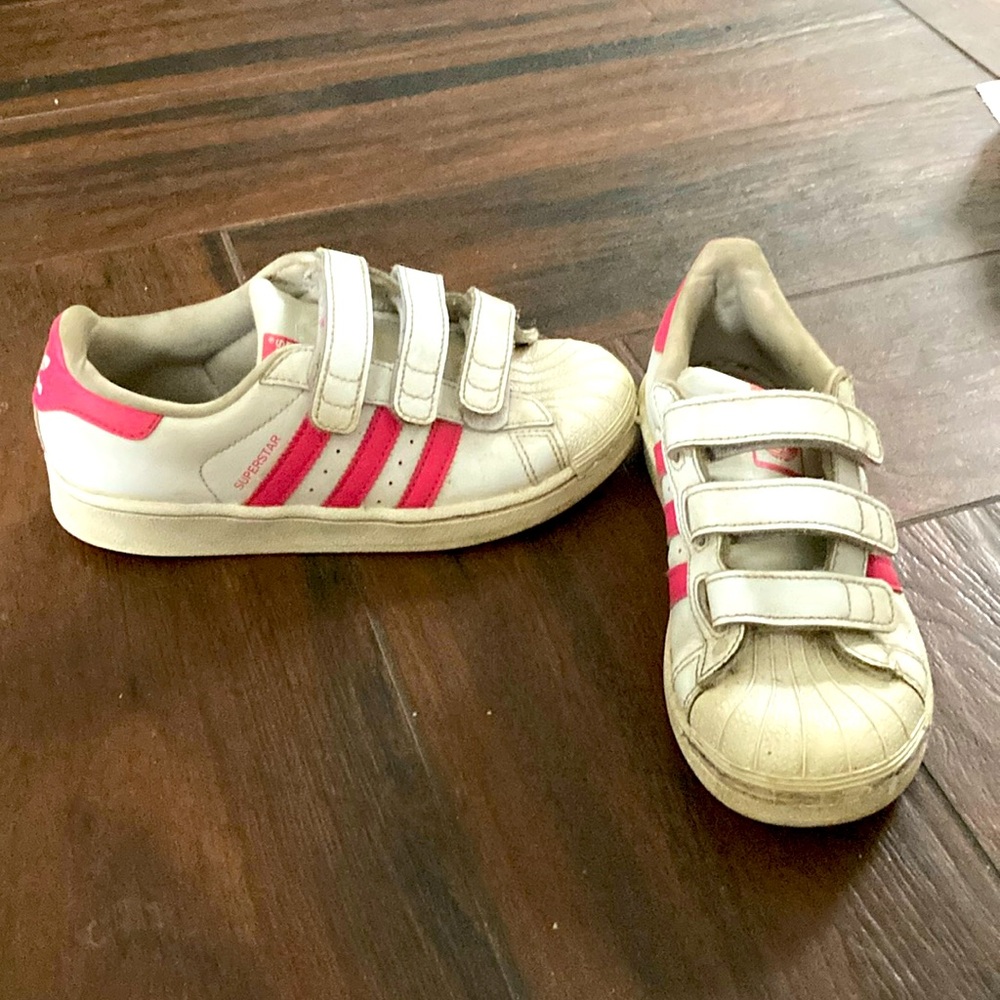 Superstar adidas sneakers